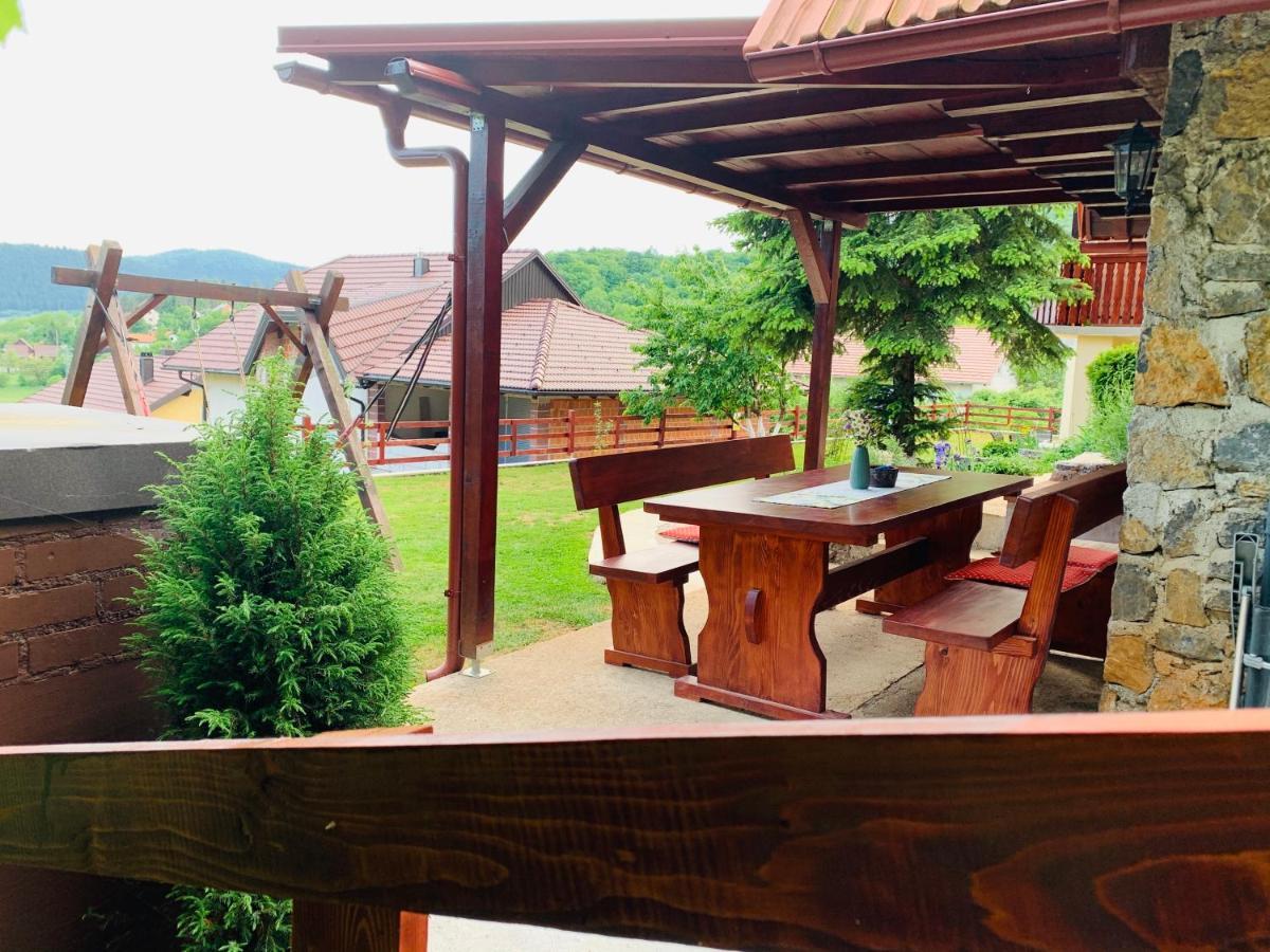 Apartman Korina Otočac Exteriér fotografie