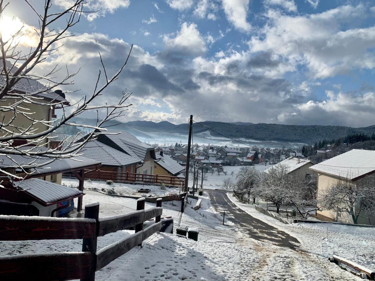 Apartman Korina Otočac Exteriér fotografie