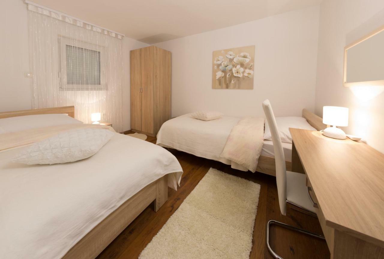 Apartman Korina Otočac Exteriér fotografie
